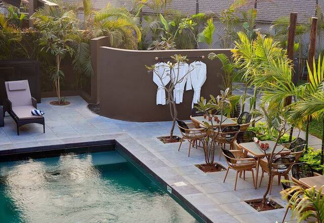 Luxury Beach 1 BHK Pool Cottages photo 2