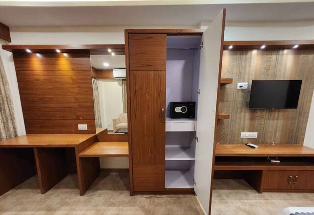 3 BHK Penthouse photo 5