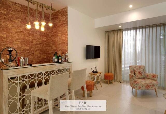 Ultra Luxury 3 BHK Private Pool Apartment photo 2