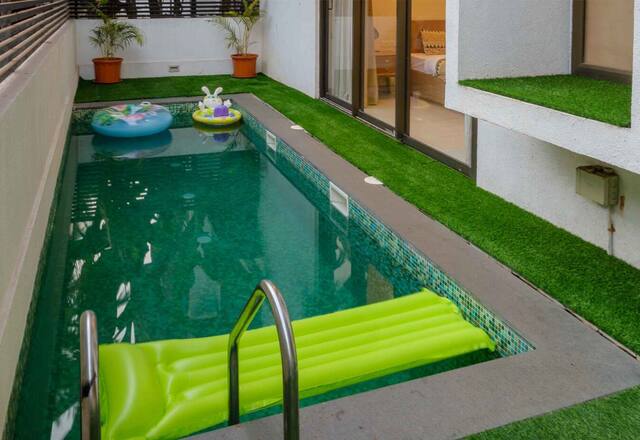 Ultra Luxury 3 BHK Private Pool Apartment photo 2
