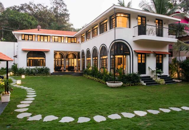 4 BHK Villa