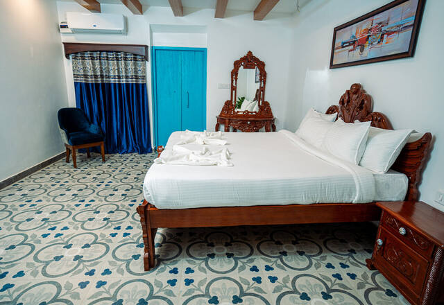 Luxury Portuguese 4 BHK Private Pool Villa photo 4