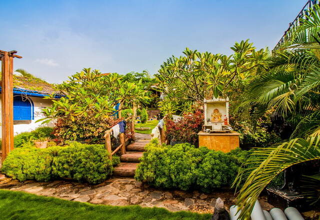 5 BHK Pool Cottages