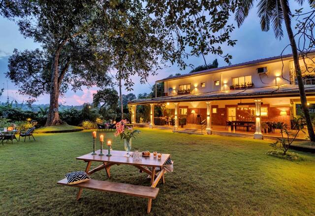 6 BHK Villa
