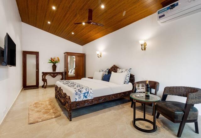 6 BHK Villa photo 5