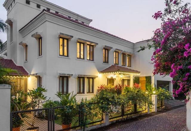 6 BHK Villa