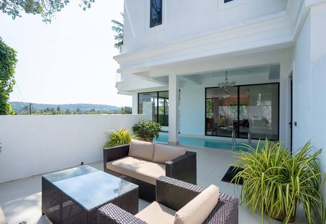 6 BHK Villa photo 2