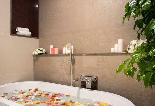Luxury 7 BHK Private Pool Villa photo 4