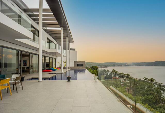 7 BHK Villa photo 2