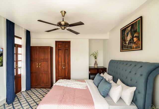 10 BHK Villa photo 4