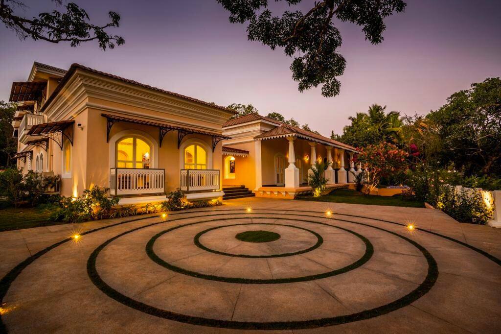 Portuguese 14 BHK Private Pool Villa photo 1
